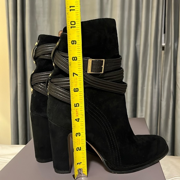 Louise et Cie Black Suede 3in Boot - Picture 4 of 10